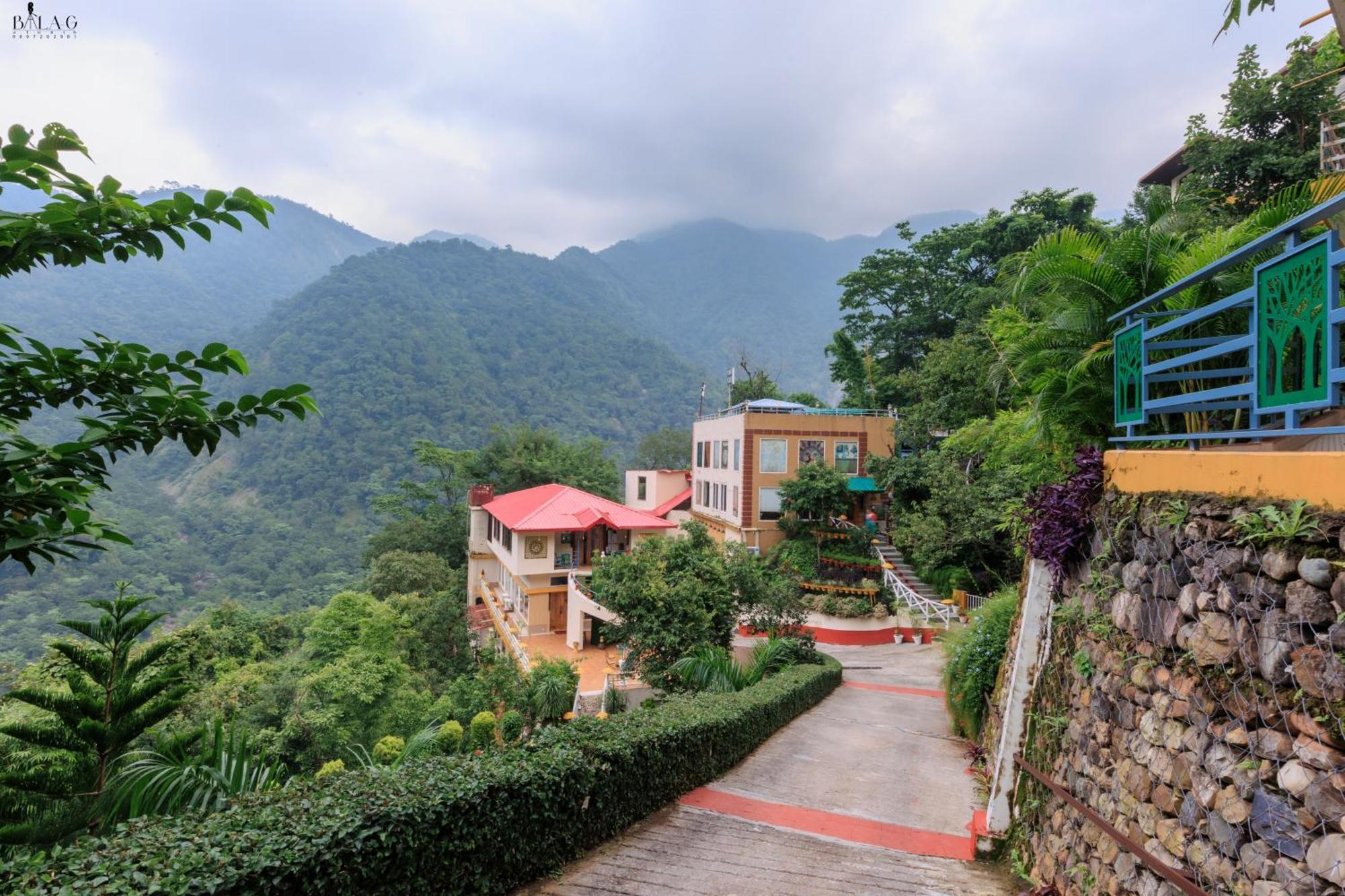 Hotel Veda5 Ayurveda & Yoga Retreat Rishīkesh Exterior foto